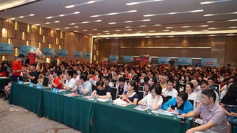 73882必赢网页版2018年开放日：多种选择，留学筑梦
