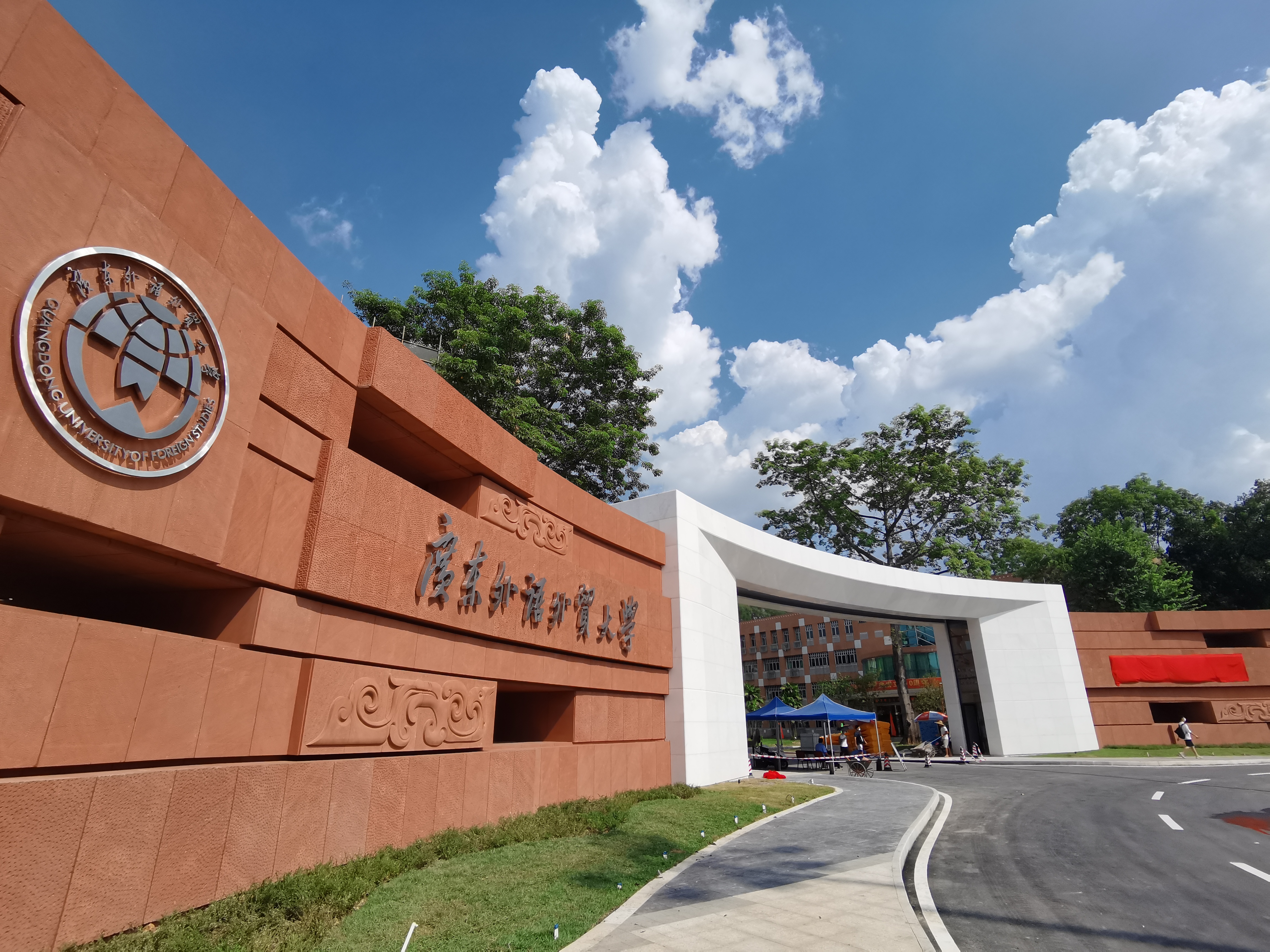 学院多部门多举措暖心迎萌新